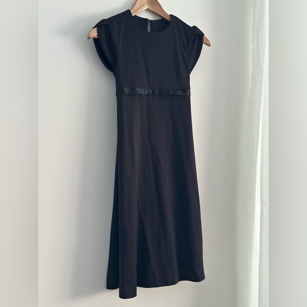 Beautiful special occasion/holiday/concert dress. Worn once, like new, size 9